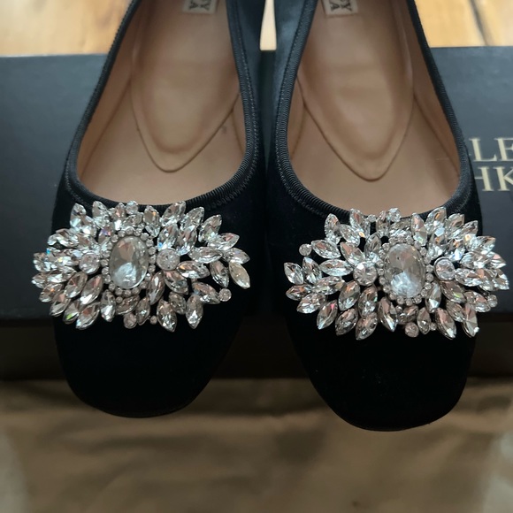Badgley Mischka Pippa Flats - Picture 2 of 6